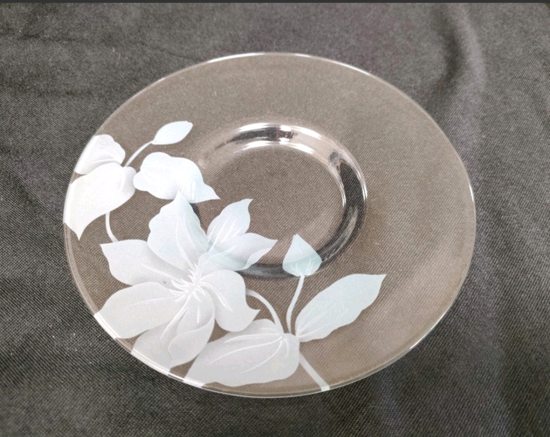 クレマチスティーカップソーサー